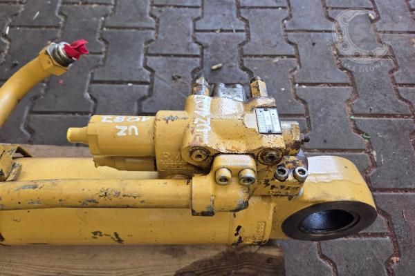 CAT313C ZAMEK SIŁOWNIKA  202-4095