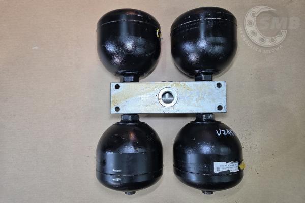 ŁADOWARKA LIEBHERR  ZESPÓŁ HYDROAKUMULATORÓW - 7623832